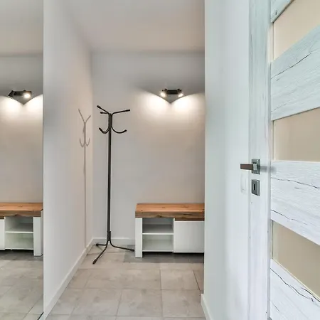 Ltc - Bema Przy Swietojanskiej 그디니아