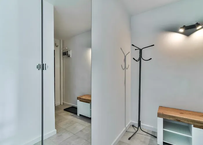 Ltc - Bema Przy Swietojanskiej Apartman *